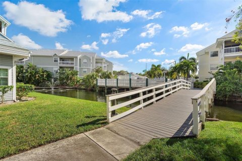 Copropriété à louer à Saint Petersburg, Floride: 2 chambres, 67.82 m2 № 2227294 - photo 13