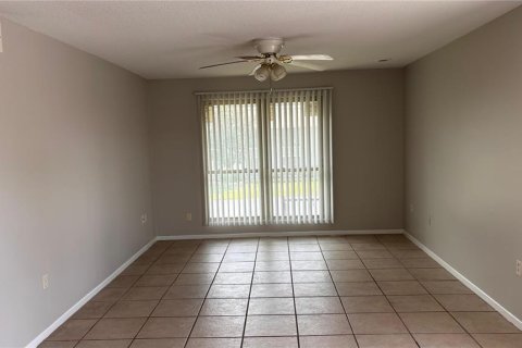 Condo in Orlando, Florida, 1 bedroom № 2214068 - photo 12