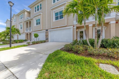 Touwnhouse à louer à Placida, Floride: 3 chambres, 222.04 m2 № 1083009 - photo 15