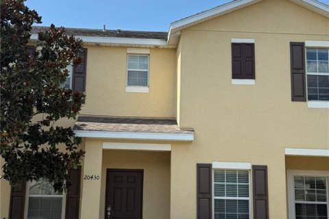 Touwnhouse à vendre à Tampa, Floride: 2 chambres, 101.08 m2 № 1906572 - photo 1