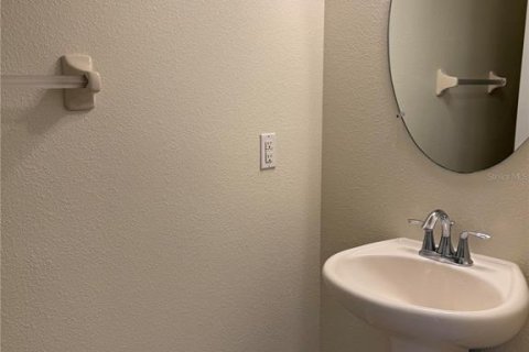 Touwnhouse à vendre à Tampa, Floride: 2 chambres, 101.08 m2 № 1906572 - photo 9