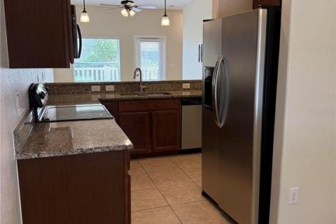 Touwnhouse à vendre à Tampa, Floride: 2 chambres, 101.08 m2 № 1906572 - photo 4
