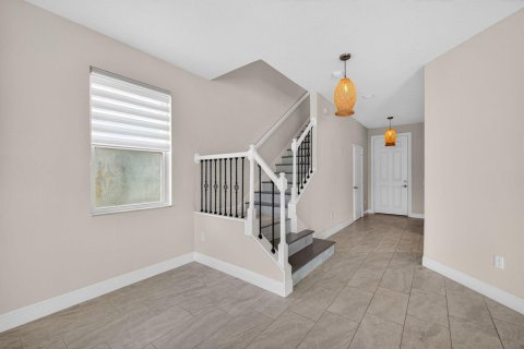 Villa ou maison à vendre à Port St. Lucie, Floride: 5 chambres, 230.12 m2 № 2087367 - photo 10