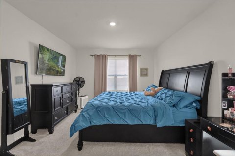 Casa en venta en Kissimmee, Florida, 4 dormitorios, 171.5 m2 № 2308116 - foto 18