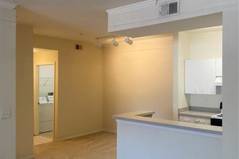 Copropriété à louer à Tampa, Floride: 1 chambre, 82.87 m2 № 2415498 - photo 12