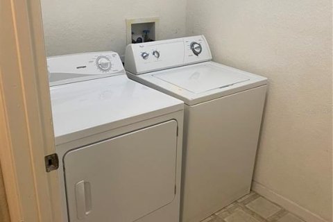 Copropriété à louer à Tampa, Floride: 1 chambre, 82.87 m2 № 2415498 - photo 4