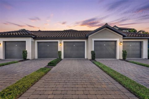 Condo à Bradenton, Floride, 2 chambres  № 2408947