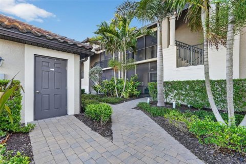 Copropriété à louer à Bradenton, Floride: 2 chambres, 125.88 m2 № 2408947 - photo 4