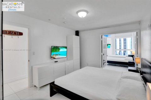Condominio en venta en Miami Beach, Florida, 1 dormitorio, 88.26 m2 № 1983628 - foto 5