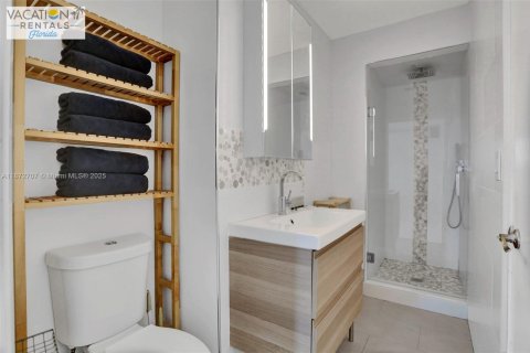 Condominio en venta en Miami Beach, Florida, 1 dormitorio, 88.26 m2 № 1983628 - foto 3