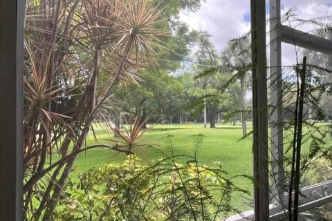Condo in Pompano Beach, Florida, 3 bedrooms № 2250217 - photo 22