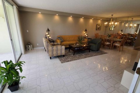 Condo in Pompano Beach, Florida, 3 bedrooms  № 2250217