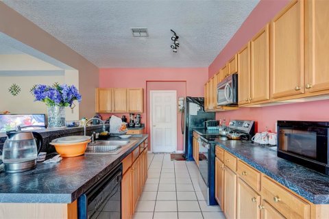 Casa en venta en Davenport, Florida, 5 dormitorios, 288.18 m2 № 1580118 - foto 8