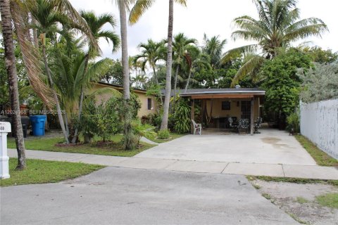 Casa en West Park, Florida 3 dormitorios, 138.52 m2 № 2242219