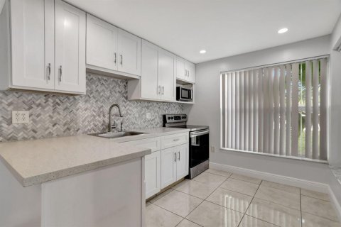 Copropriété à louer à Lauderhill, Floride: 2 chambres, 94.39 m2 № 2247969 - photo 11