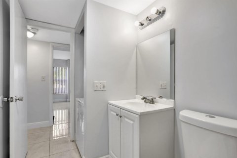 Copropriété à louer à Lauderhill, Floride: 2 chambres, 94.39 m2 № 2247969 - photo 17