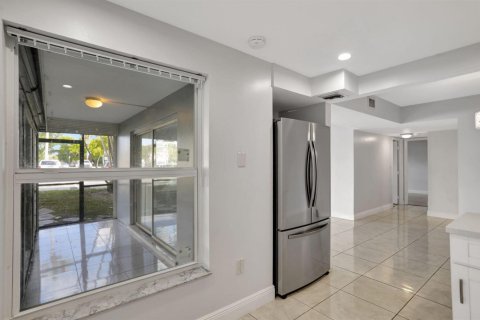 Copropriété à louer à Lauderhill, Floride: 2 chambres, 94.39 m2 № 2247969 - photo 13