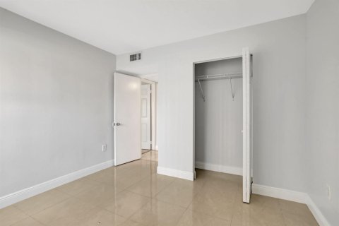 Copropriété à louer à Lauderhill, Floride: 2 chambres, 94.39 m2 № 2247969 - photo 7