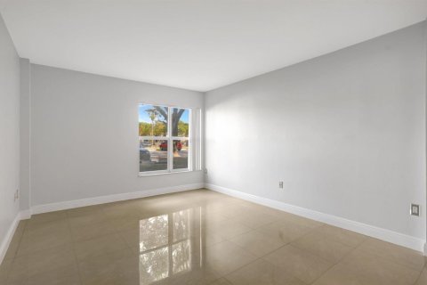 Copropriété à louer à Lauderhill, Floride: 2 chambres, 94.39 m2 № 2247969 - photo 15