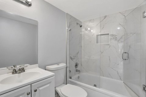 Copropriété à louer à Lauderhill, Floride: 2 chambres, 94.39 m2 № 2247969 - photo 16