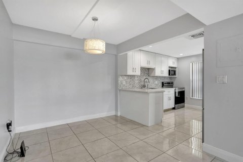 Copropriété à louer à Lauderhill, Floride: 2 chambres, 94.39 m2 № 2247969 - photo 14