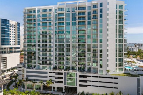 Condo à Sarasota, Floride, 3 chambres  № 2360539