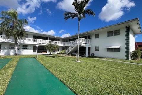 Copropriété à vendre à Lauderhill, Floride: 2 chambres, 71.91 m2 № 1977358 - photo 28