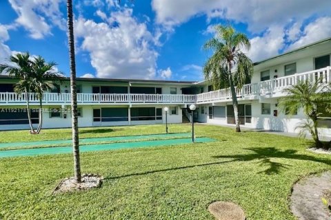 Copropriété à vendre à Lauderhill, Floride: 2 chambres, 71.91 m2 № 1977358 - photo 27