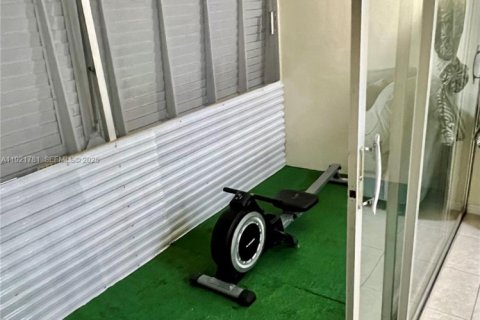 Copropriété à vendre à Lauderhill, Floride: 2 chambres, 71.91 m2 № 1977358 - photo 5