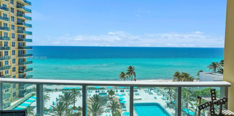Condo in Hollywood, Florida, 1 bedroom  № 1813937