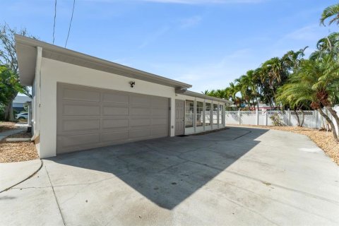 Villa ou maison à vendre à Belleair Beach, Floride: 3 chambres, 172.43 m2 № 2224539 - photo 27