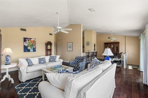 Casa en venta en Saint Augustine, Florida, 3 dormitorios, 242.1 m2 № 1918763 - foto 8