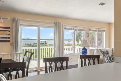 Casa en venta en Saint Augustine, Florida, 3 dormitorios, 242.1 m2 № 1918763 - foto 16