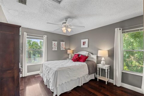 Casa en venta en Saint Augustine, Florida, 3 dormitorios, 242.1 m2 № 1918763 - foto 27
