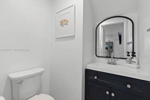 Touwnhouse à louer à Miramar, Floride: 3 chambres, 167.6 m2 № 1990269 - photo 17