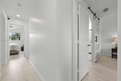 Touwnhouse à louer à Miramar, Floride: 3 chambres, 167.6 m2 № 1990269 - photo 19