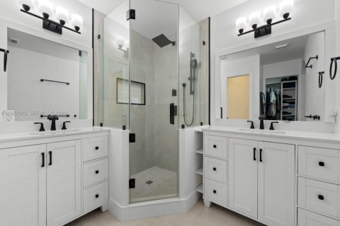 Touwnhouse à louer à Miramar, Floride: 3 chambres, 167.6 m2 № 1990269 - photo 23