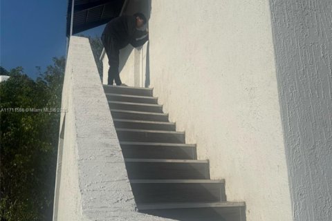 Купить коммерческую недвижимость в Майами, Флорида 146.41м2, № 1997224 - фото 19