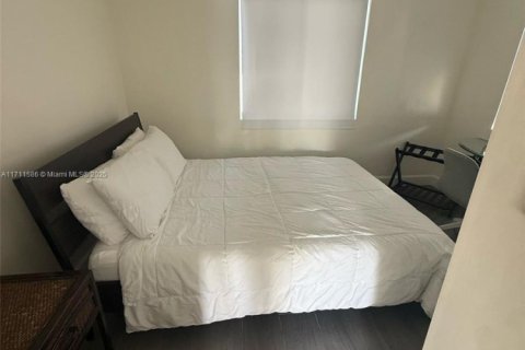 Купить коммерческую недвижимость в Майами, Флорида 146.41м2, № 1997224 - фото 11