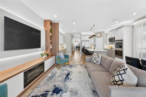 Купить виллу или дом в Миннеола, Флорида 12 комнат, 298.4м2, № 2215122 - фото 28