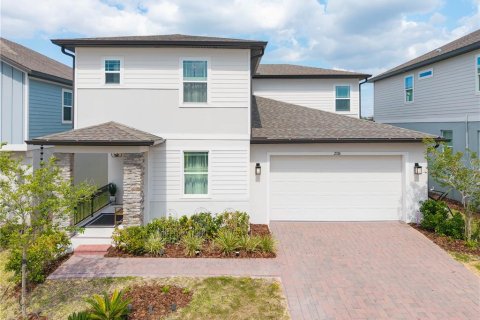 House in Minneola, Florida 5 bedrooms, 298.4 sq.m. № 2215122