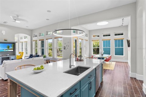 House in Orlando, Florida 4 bedrooms, 269.79 sq.m. № 1831908 - photo 20