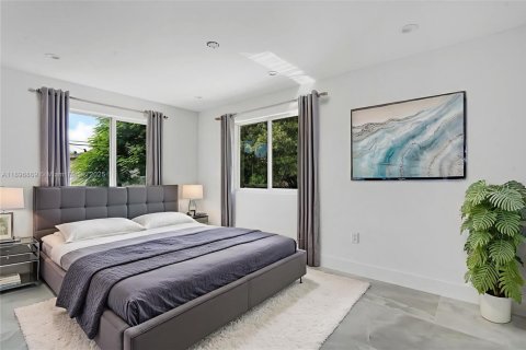 House in Miami, Florida 3 bedrooms, 139.35 sq.m. № 1947846 - photo 23