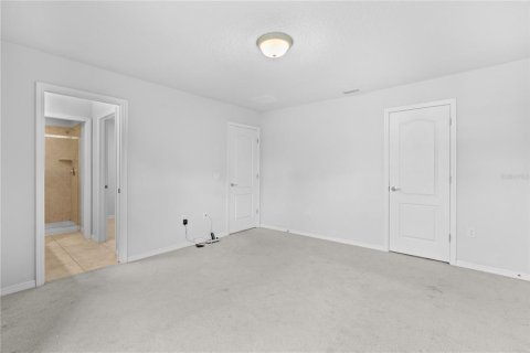 Townhouse in Kissimmee, Florida 4 bedrooms, 195.28 sq.m. № 2092962 - photo 26