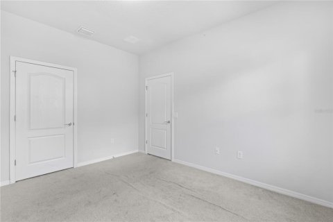 Townhouse in Kissimmee, Florida 4 bedrooms, 195.28 sq.m. № 2092962 - photo 5