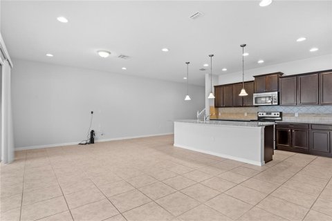 Townhouse in Kissimmee, Florida 4 bedrooms, 195.28 sq.m. № 2092962 - photo 16