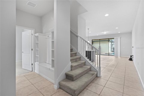 Townhouse in Kissimmee, Florida 4 bedrooms, 195.28 sq.m. № 2092962 - photo 3