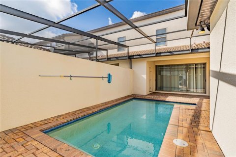 Townhouse in Kissimmee, Florida 4 bedrooms, 195.28 sq.m. № 2092962 - photo 12
