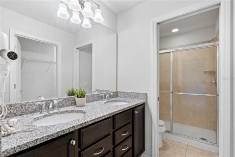 Townhouse in Kissimmee, Florida 4 bedrooms, 195.28 sq.m. № 2092962 - photo 27