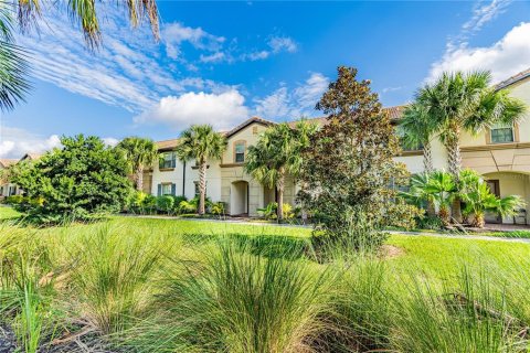 Townhouse in Kissimmee, Florida 4 bedrooms, 195.28 sq.m. № 2092962 - photo 2